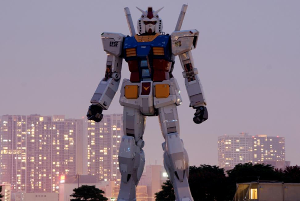 Transformer gigante (Tokio, Japón).