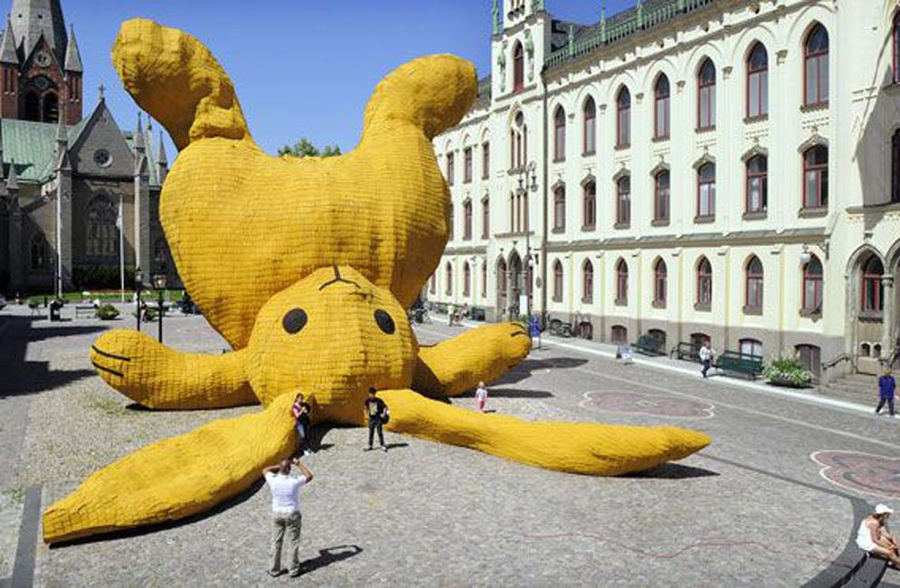 Conejo Gigante del artista Florentijn Hofman (Orebro, Suecia). Foto: florentijnhofman.nl