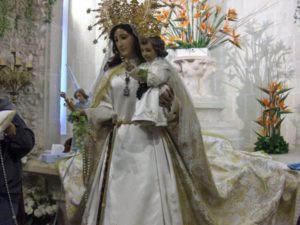 Virgen Viñas