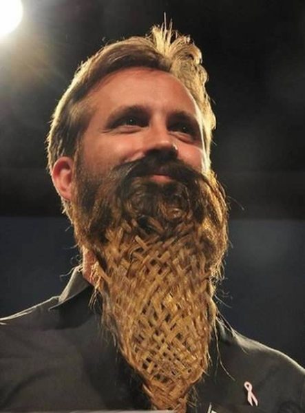 Los bigotes más raros del mundo « Bacinerias.com